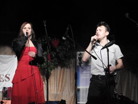 Valentinov glasbeno-humoristični koncert Franca Gorze z gosti 43